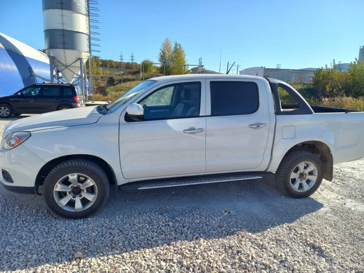 Автомобили легковые JAC T6 2022 года выпуска