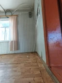 Здание 39,5 кв.м с земельным участком 657 кв.м по адресу: Ярославская область, Брейтовский р-н, д. Остряковка, д. 17