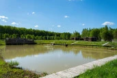 Эко-отель с фермой в Калужской области, Тарусский район (5 зданий, 14 земельных участков площадью 15,8 га, движимое имущество)