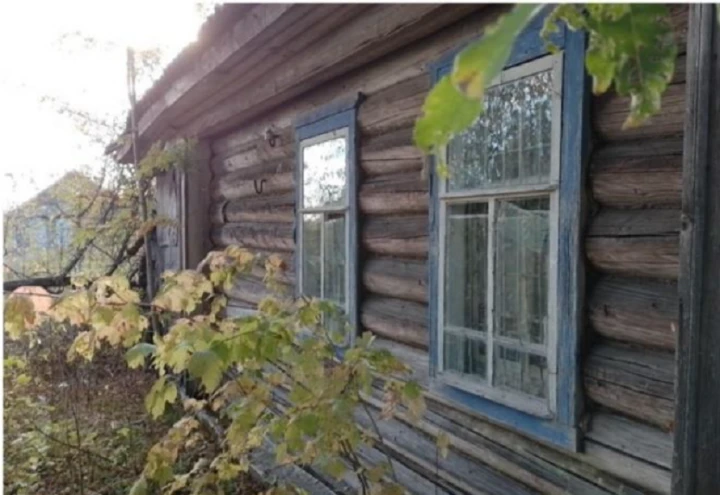 Аукцион по продаже земельного участка площадью 288 кв. м и нежилого здания площадью 77,8  кв. м, расположенных по адресу: Вологодская область, Череповецкий рн., деревня Горелый Починок Дмитриевского с/с.