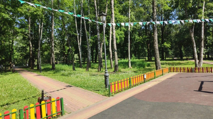 Помещения (15 ед.) и парковочные места (58 ед.) в ТДЦ "Парк Авеню" в Московской области, г. Красногорск