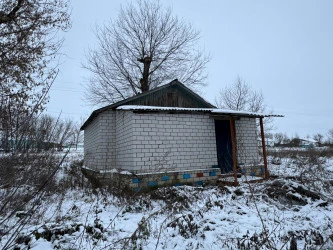 Здание 41,4 кв.м и з/у 200 кв.м, в Курской области, Советский район, Александровский сельсовет, с. Грязное, д. 250А