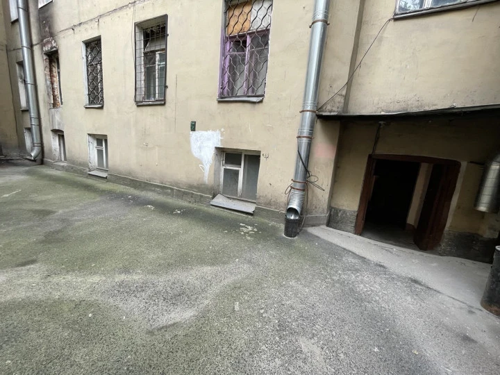 Помещение 82,6 кв.м в центре города
