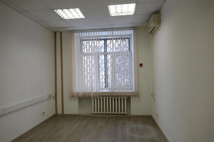 Право аренды помещения площадью 329.4 кв.м у ст.м. «Новочеркасская»