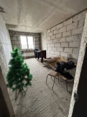 Жилое помещение (квартира), пл. 47,5 кв. м., этаж 4, кад. номер: 50:49:0010103:2329, адрес: Московская обл., г. Звенигород, кв-л Маяковского, д. 19а, кв. 14. В соответствии с выпиской из домовой книги от 13.04.2026, зарегистрированные лица отсутствуют.