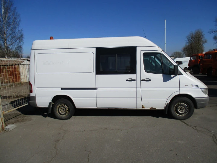 Лот № 2. Фургон цельнометаллический MERCEDES-BENZ-2232E1