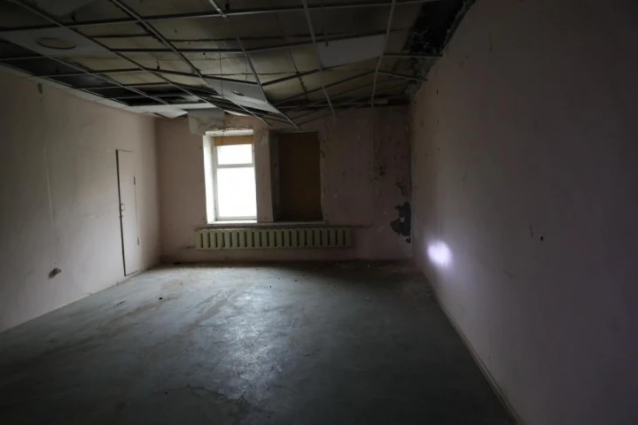 Право аренды помещения площадью 122,2 кв. м в Апраксином дворе.