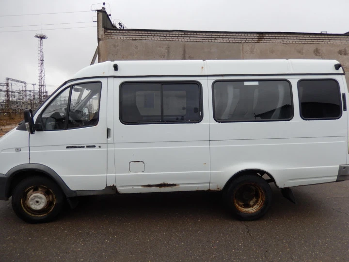 Автобус класса B ГАЗ-32212