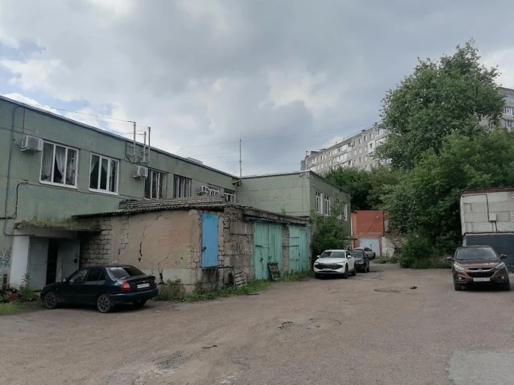 Нежилые помещения двухэтажного нежилого строения, общей площадью 664,8 кв. м. расположенное по адресу: Республика Башкортостан, г. Уфа, Кировский район, ул. Софьи Перовской, д.13/2