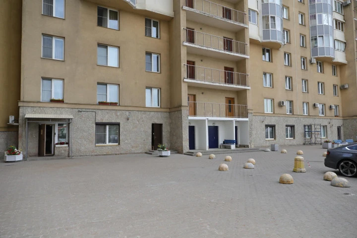 Офис в Приморском районе