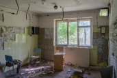 Имущественный комплекс в составе 3 объектов недвижимости и земельного участка по адресу: Липецкая область, Хлевенский район, с. Синдякино, ул. Речная, д. №6
