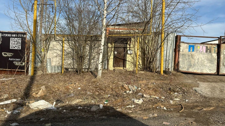 Нежилое здание пл. 7 кв.м, кад. номер: 52:18:0080221:6; нежилое здание пл. 85,7 кв.м, кад. номер: 52:18:0080221:7; нежилое здание площ. 481,6 кв.м, кад. номер: 52:18:0080221:8, по адресу: г. Нижний Новгород, Приокский р-н, ул. Нижне-Валдайская, д. 32.
