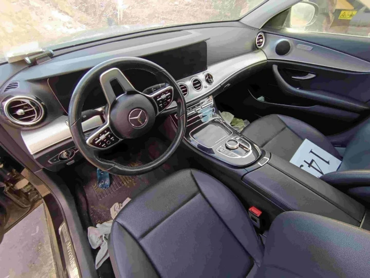 Автомобиль Mercedes-Benz E200 4MATIC, 2020
