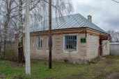 Нежилое здание, 85,2 кв.м. с земельным участком 346 кв.м. в с. Крутогорье.