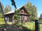Имущество, находящееся в собственности Ярославской области, расположенное по адресу: Ярославская область, Пошехонский р-н, Ермаковский сельский округ, с. Ермаково, ул. Церковная, д.10, с земельным участком