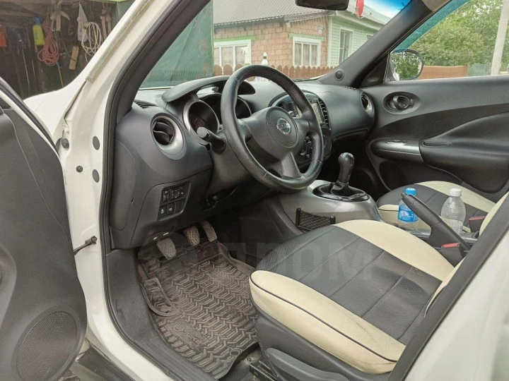 Автомобили легковые Nissan Juke  2012 года выпуска
