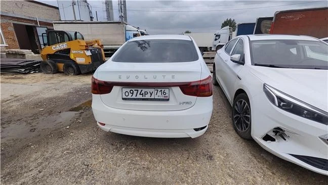 Легковой автомобиль EVOLUTE i-PRO, 2022, Идентификационный номер: EANE1A1AEPA000846, принадлежащий Продавцу на праве собственности, что подтверждается Договором купли-продажи № ОВ/Ф-267349-26-01-С-01-МП от 14.12.2022 г.