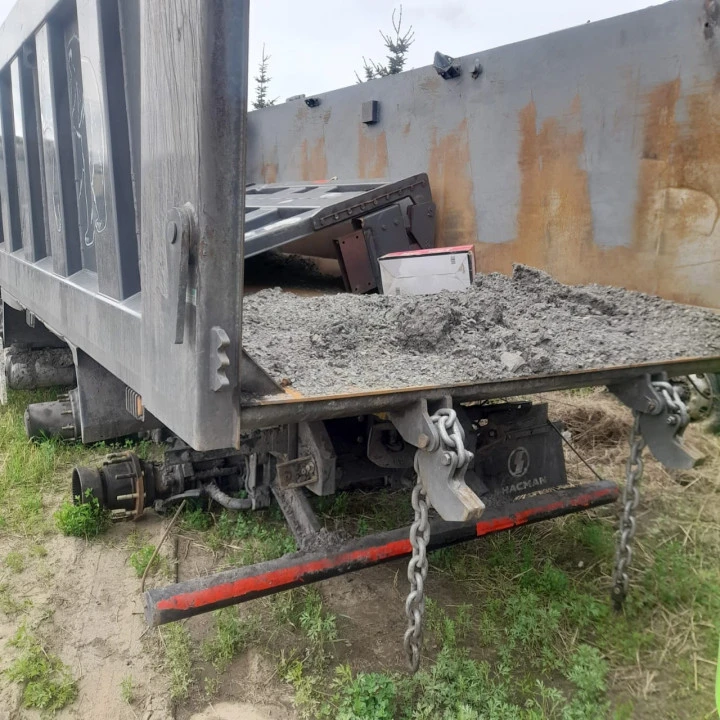 Специализированный, автомобиль - самосвал SHACMAN SX331863366, 2023, Идентификационный номер: LZGJX4Z63PX041974, принадлежащий Продавцу на праве собственности, что подтверждается Договором купли-продажи № ОВ/Ф-125246-06-01-С-01 от 23.08.2023 г.