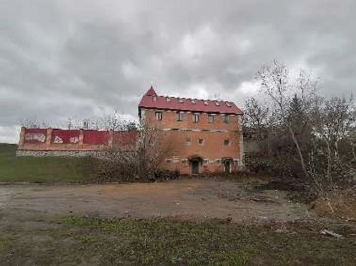 Здание ОКН, с земельным участоком. Адрес: Республика Башкортостан, г. Уфа, Кировский район, ул. Октябрьской Революции, 70/1