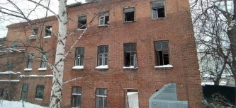 Нежилые помещения первого, второго и третьего этажей отдельно стоящего трехэтажного нежилого здания, общей площадью 998,6 кв. м, расположенное по адресу: Республика Башкортостан, г. Уфа, Кировский район, ул. Октябрьской Революции, дом 10/1