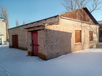 Нежилое здание 98,6 кв.м. в Воронежской обл., Таловский р-н, рп. Таловая, ул. Железнодорожная, д. 8"а"