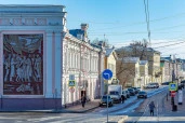 3 помещения в здании лит.Б по адресу: г. Н.Новгород, ул. Рождественская, д 49; нежилое здание (лит. А), 1060,7 кв.м. по адресу: г. Н.Новгород, ул. Рождественская, д. 49;  здание 192,1 кв.м. по адресу: Нижегородская обл., г. Городец, ул. М. Горького, д.129