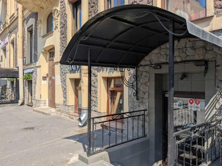 Помещение 103,8 кв.м в центре Санкт-Петербурга