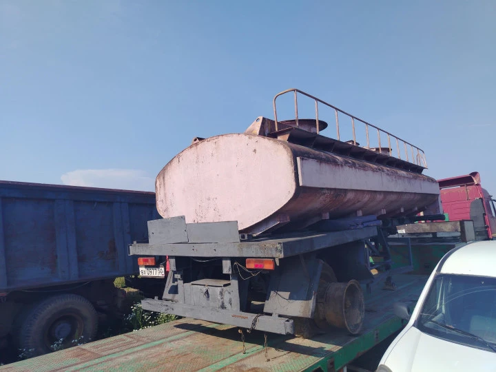 Полуприцеп ППЦ 16-9380-2У-01, г. в.: 1996, идентификационный номер VIN: HХS938050T0002106, госномер: ВХ097750. ПТС № 50 ЕР 259884, адрес: Московская обл., м. о.Чехов, дер. Курниково, промзона Курниково