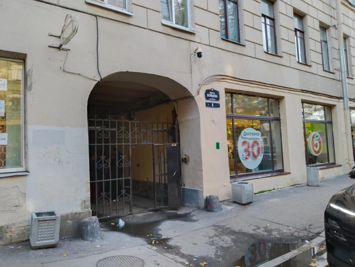 Нежилое помещение, 68,3 кв.м. на набережной Реки Фонтанки
