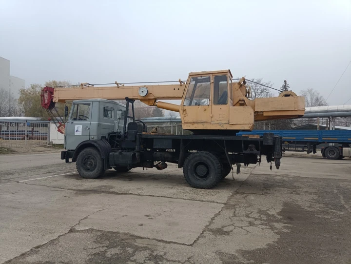 Специализированный автокран КС 3577-4