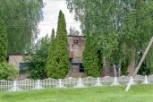 Нежилое здание 629 кв.м. с земельный участком 1 111 кв.м. в д. Ясенок Липецкой области.