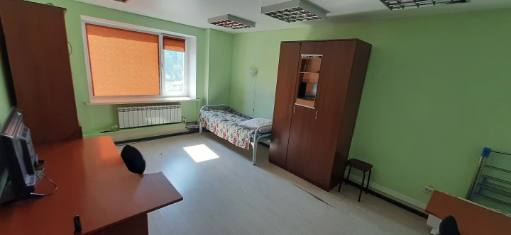 Продается нежилое помещение, общей площадью 168,5 кв. м,  Магаданская обл, пгт, Уптар, ул. Красноярская, дом 33
