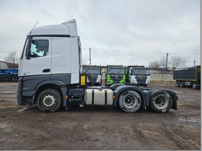 Автомобили грузовые Mercedes-Benz Actros 2023 года выпуска