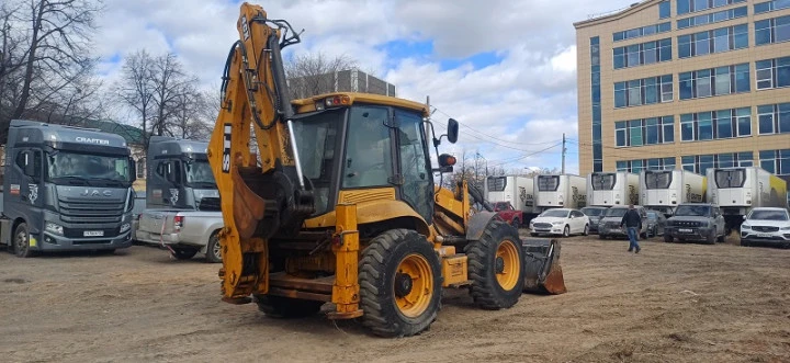 Экскаватор-погрузчик STI 4CX, 2022г.в., Идентификационный номер (VIN): 221297