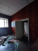 Здание спецназа, общей площадью 268,3 кв. м., назначение нежилое, количество этажей 1,  земельный участок площадью 810,4 кв.м: Республика Коми, м. о. «Княжпогостский», г. Емва, ул. Дзержинского, д. 78а