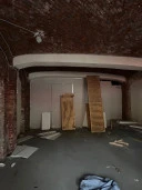 Право аренды помещения площадью 317,3 кв. м в Апраксином дворе.