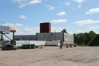 Склад временного  хранения с закрытой  и открытой площадкой  и рефрижератором.