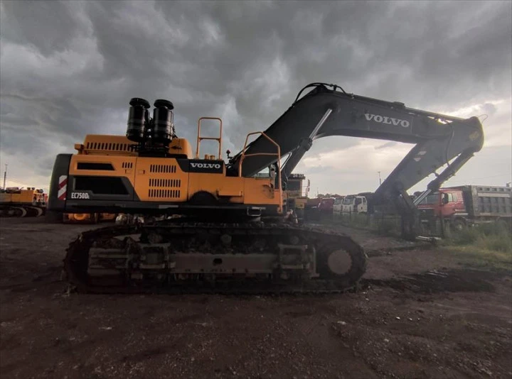 Продается экскаватор VOLVO  EC750DL, 2021 года выпуска,  Кемеровская область, Прокопьевский р-н, п. Калачево