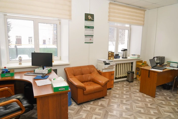 Внимание! К продаже предлагается административное здание, соседствующее с жилой и общественно-деловой застройкой центральной части города Уфы
