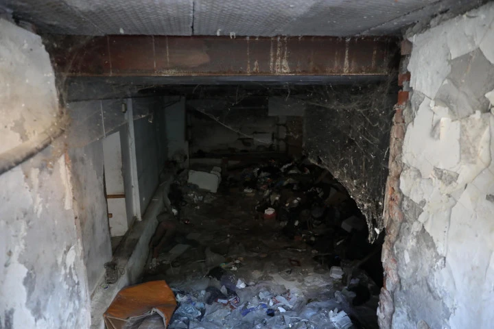 Право аренды помещения площадью 198,9 кв. м в Апраксином дворе.