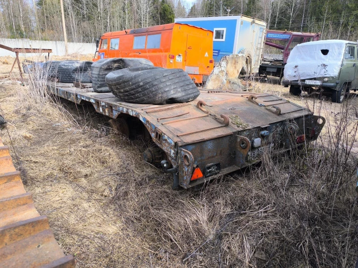 Полуприцеп ЧМЗАП-93853