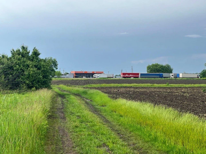 Земельный участок под аграрный бизнес в пригороде г. Краснодара.