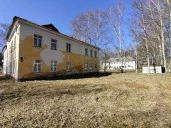 Имущественный комлекс со зданием пл. 633,2 кв. м,  зем. участком пл. 4271 кв.м, дорогойи тротуарами пл. 424 кв. м: ЯО, г. Рыбинск, ул. Толбухина, д. 10