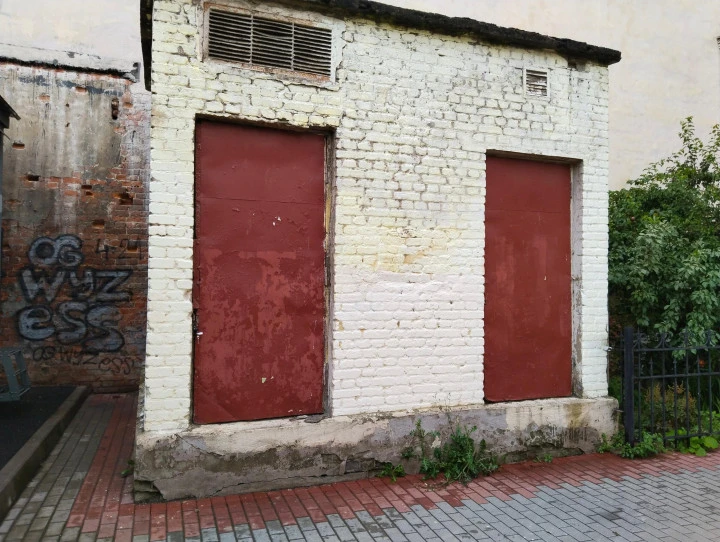 Здание 13,2 кв.м с участком у ст.м. Технологический институт