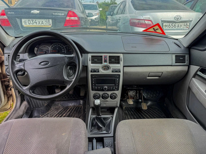 LADA 217030, 2011 года выпуска, гос. номер Р 046 ЕТ 48, идентификационный номер (VIN): XTA217030С0334911, цвет кузова  белый
