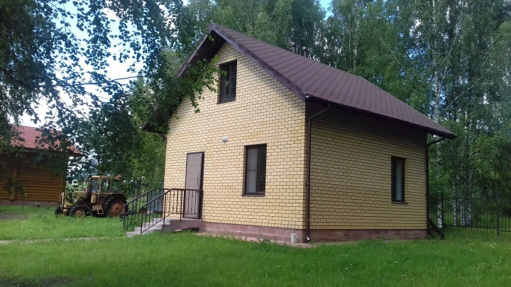 База отдыха на берегу озера в Тверской области