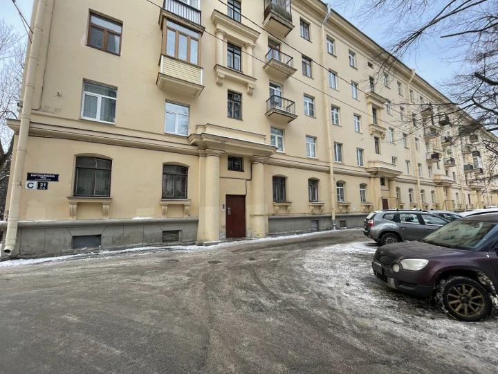 Нежилое помещение 81 кв.м. у ст.м. "Горный институт"