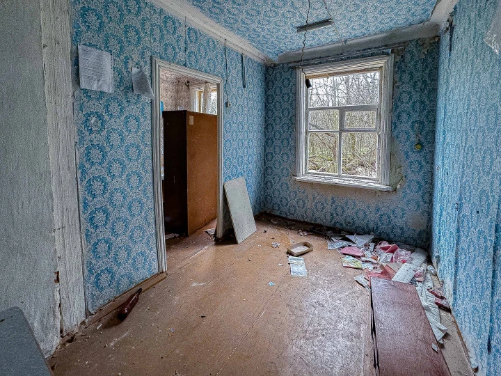 Нежилое здание, площадь 53,9 кв.м. и земельный участок, площадь 543 кв.м. в с. Жилое Липецкой области.