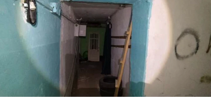 Нежилое помещение , общей площадью 371,5 кв. м, расположенное по адресу: Республика Башкортостан, г. Уфа, Советский район, ул. 50 лет СССР, д. 8