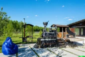 Эко-отель с фермой в Калужской области, Тарусский район (5 зданий, 14 земельных участков площадью 15,8 га, движимое имущество)